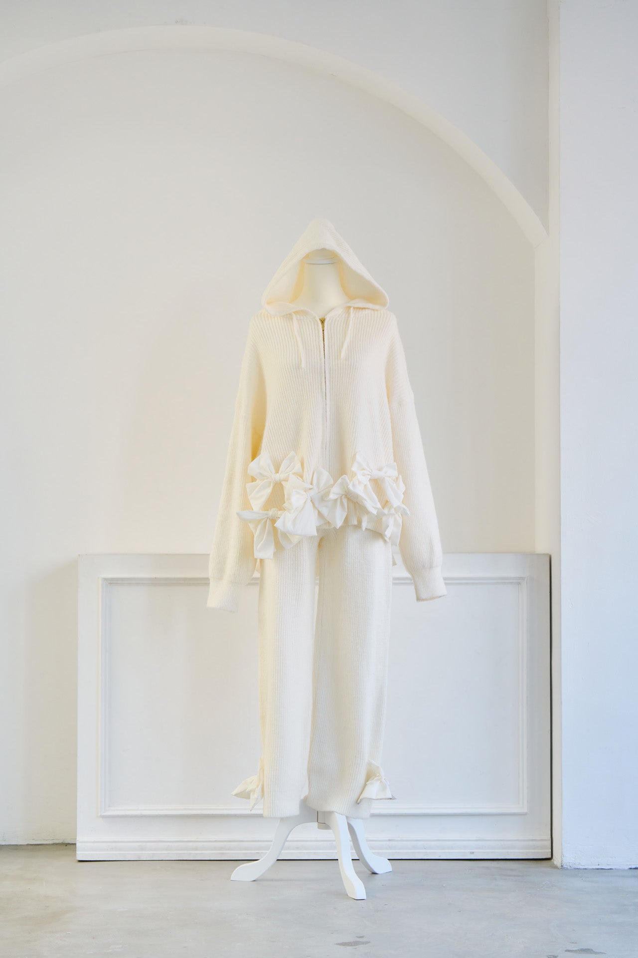 【販売開始日 1月31日】ribbon ribbon flight knit set-up