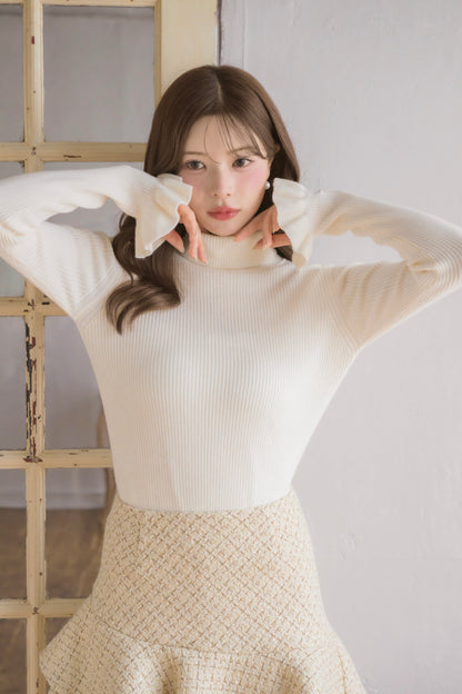 frill high-neck rib knit