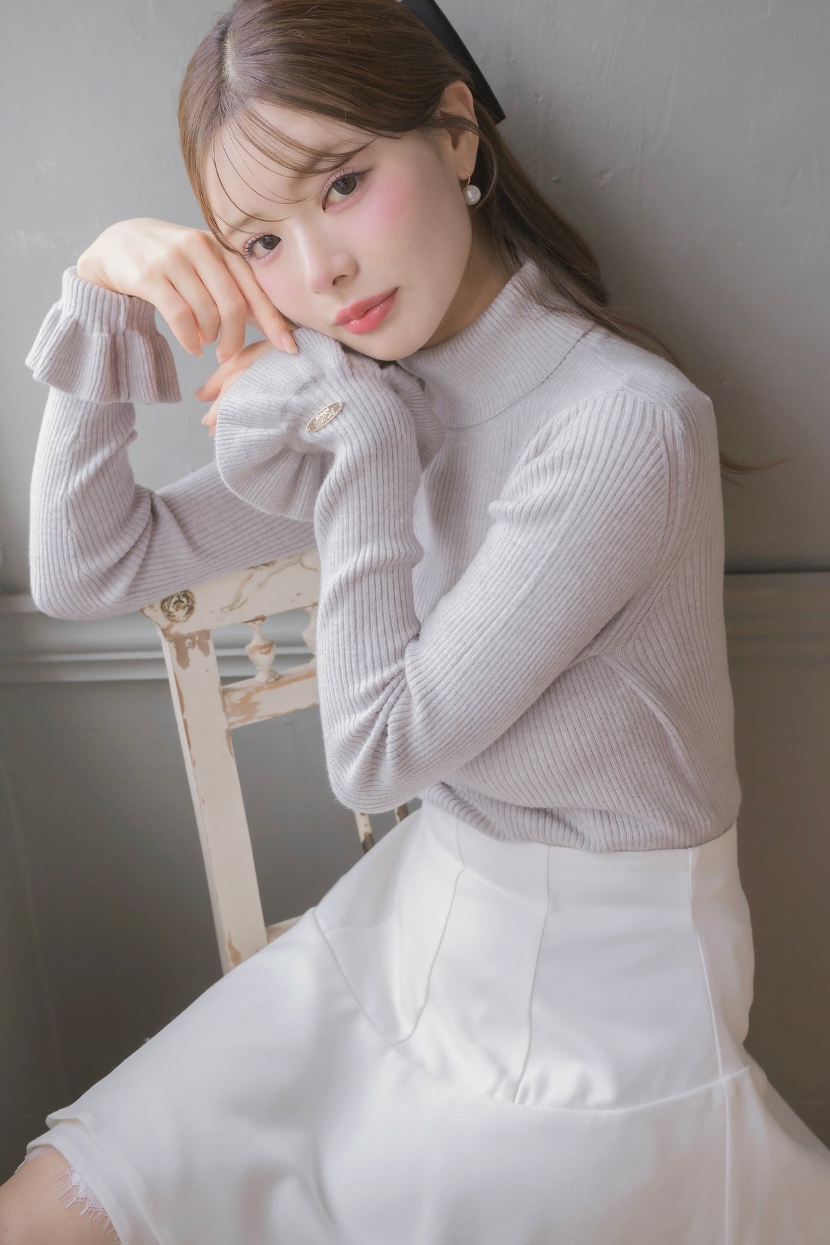 frill high-neck rib knit
