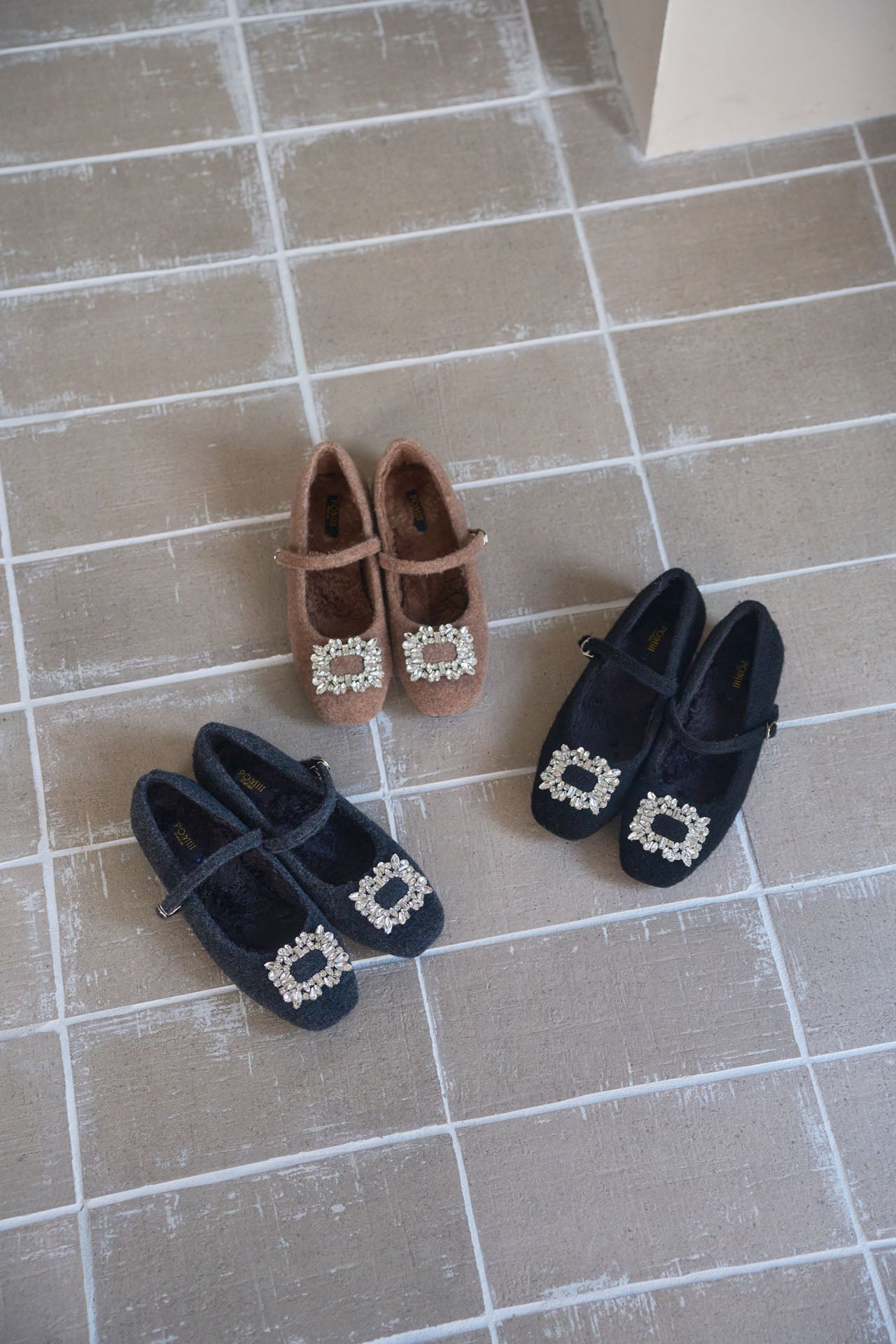 【再販売日 1月31日】bijou fluffy shoes