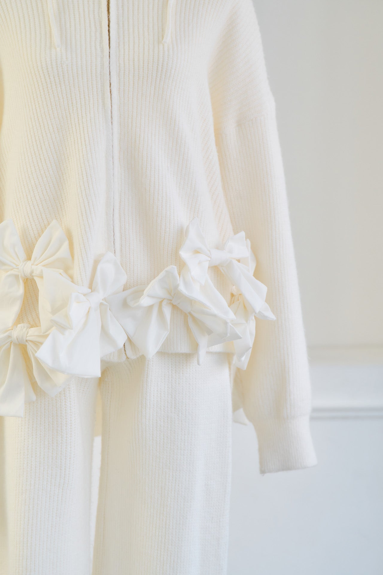 【販売開始日 1月31日】ribbon ribbon flight knit  set-up