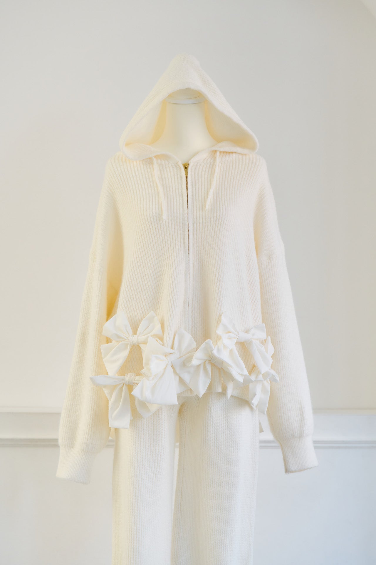 【販売開始日 1月31日】ribbon ribbon flight knit  set-up