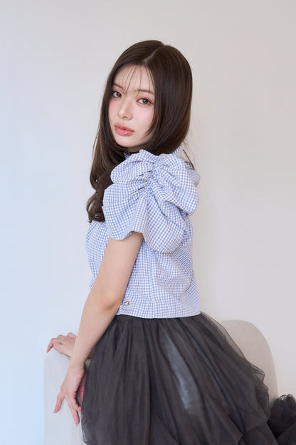 gingham puff sleeve blouse