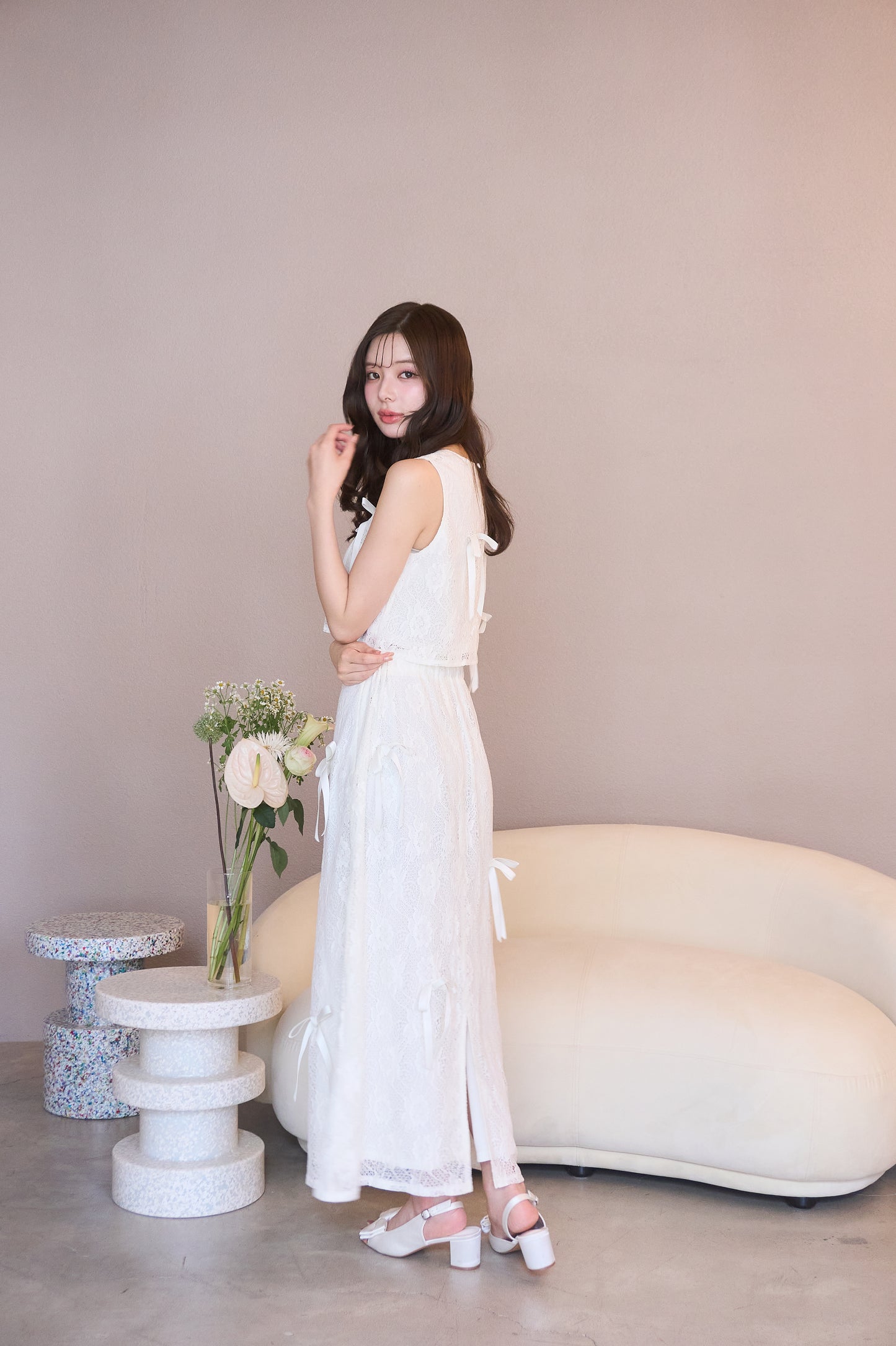petit ribbon lace set-up