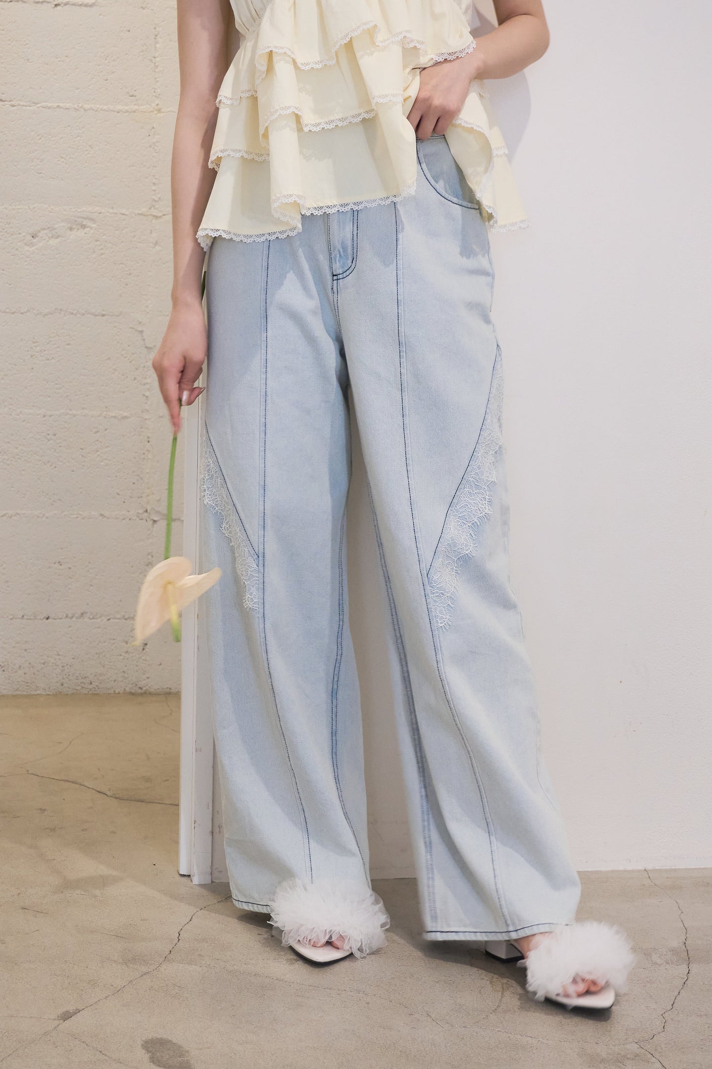 partage lace denim
