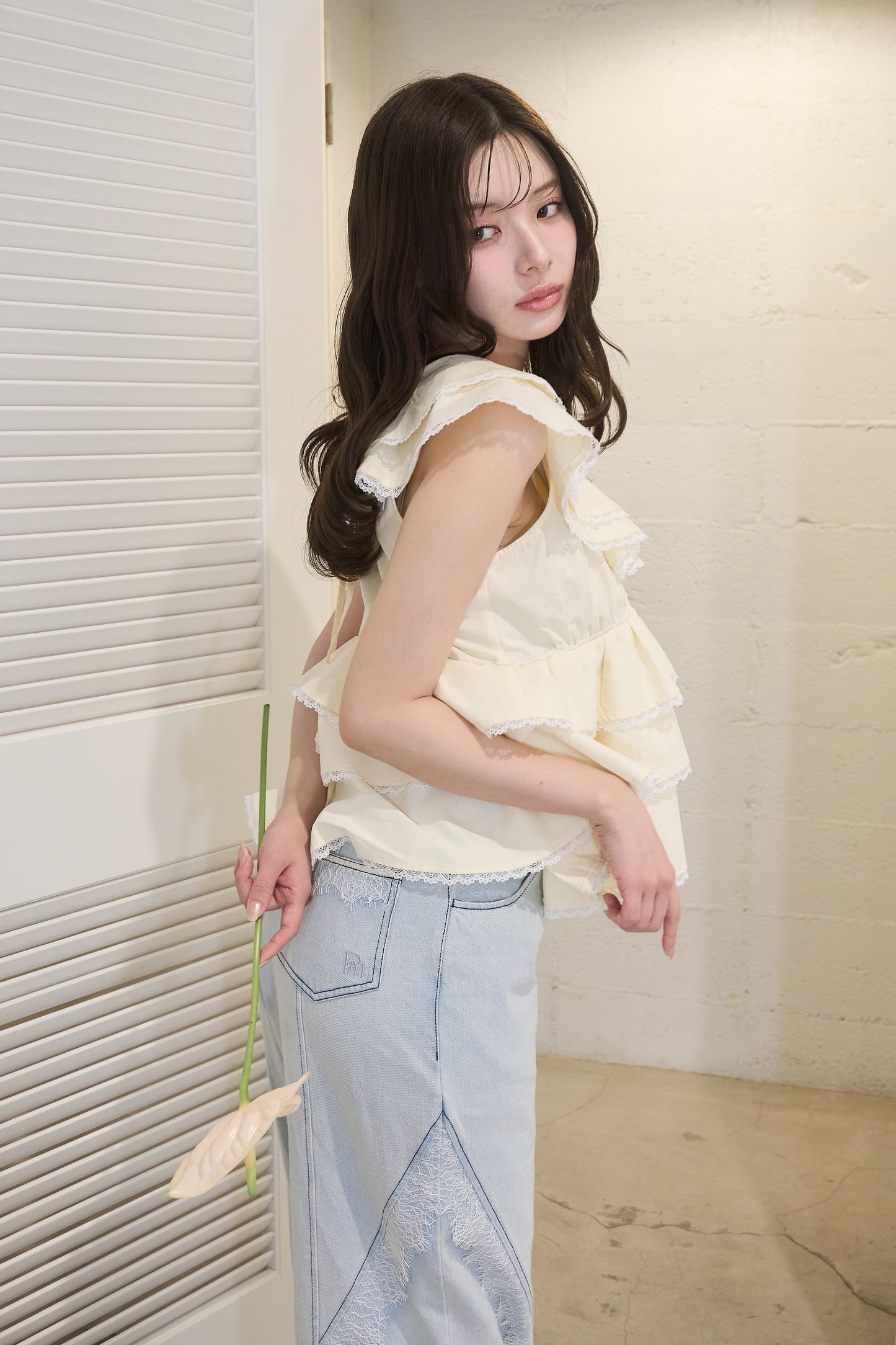 partage lace denim