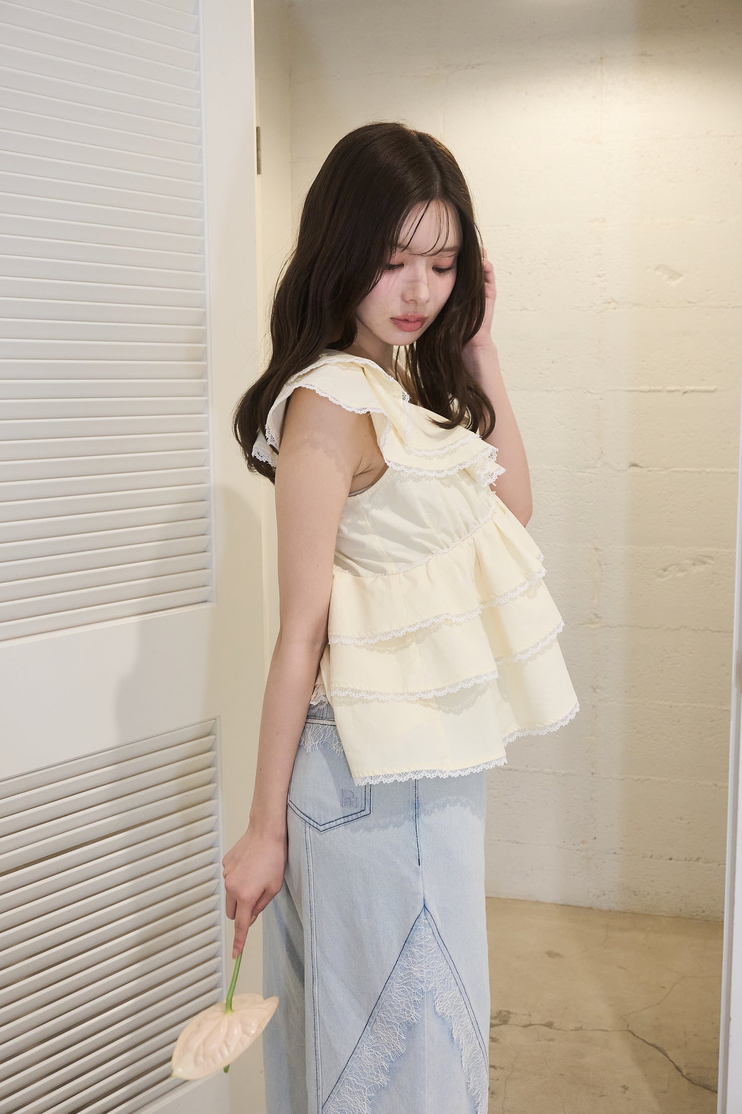partage lace denim