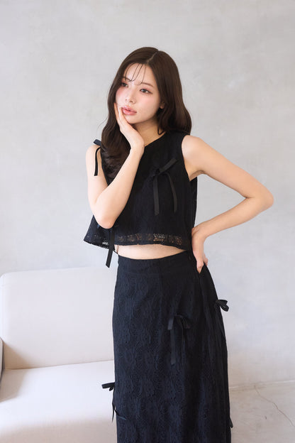 petit ribbon lace set-up