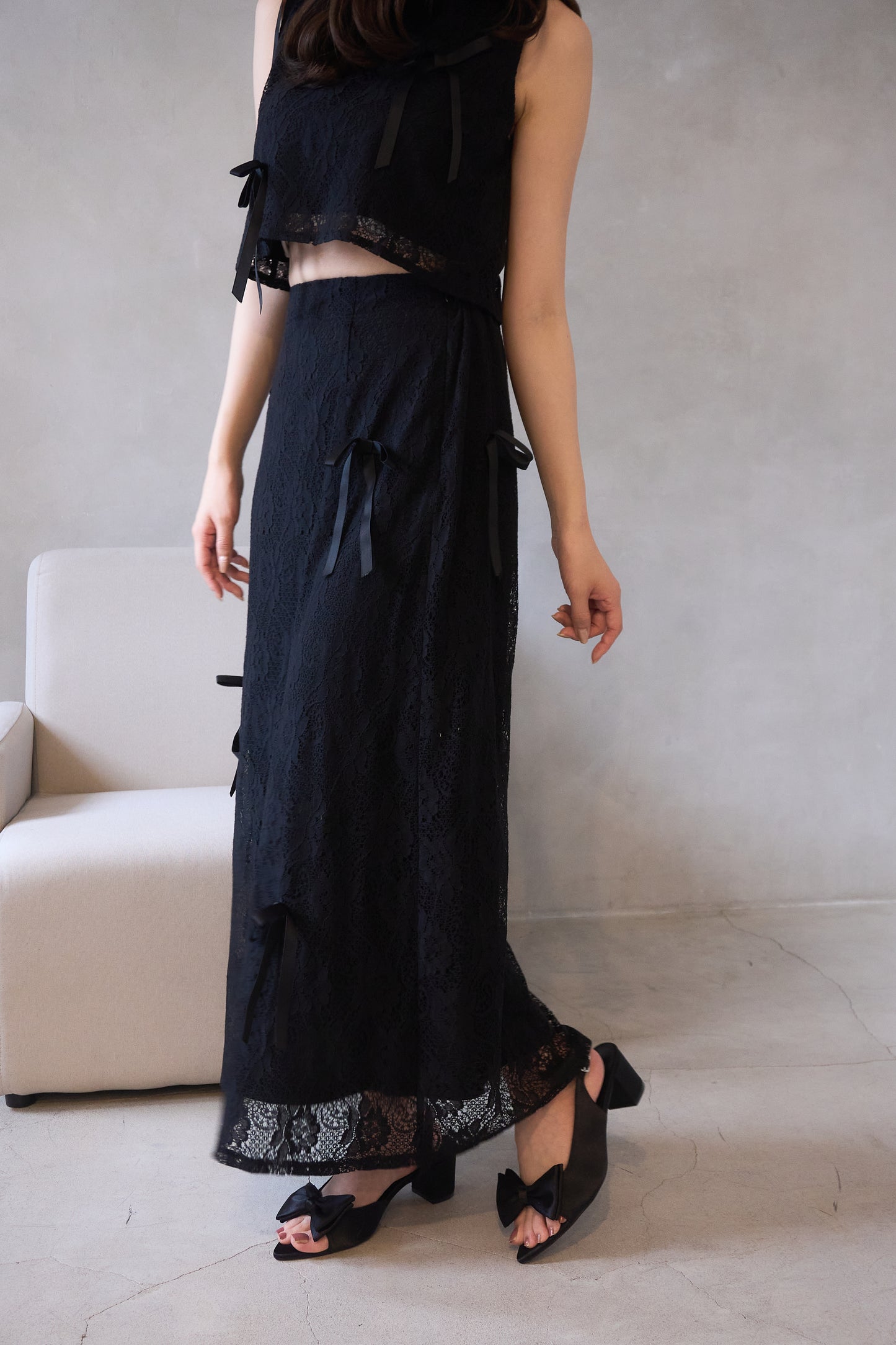 petit ribbon lace set-up