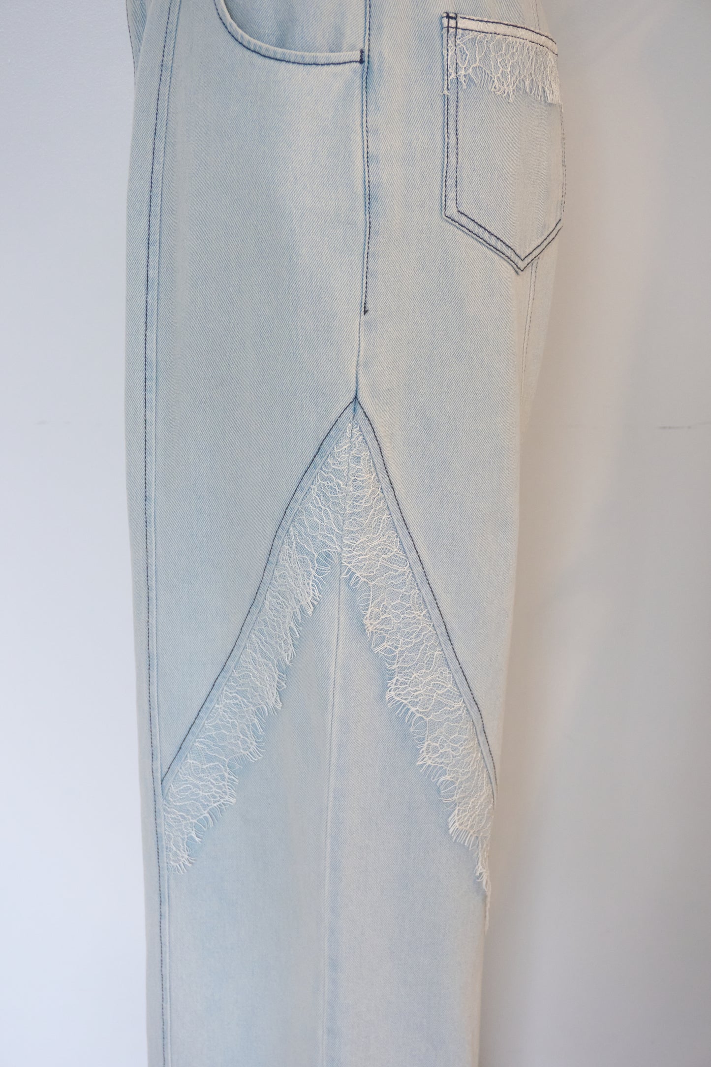 partage lace denim