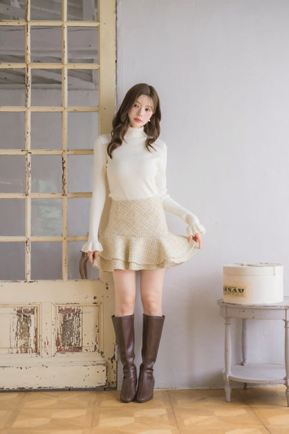 frill high-neck rib knit