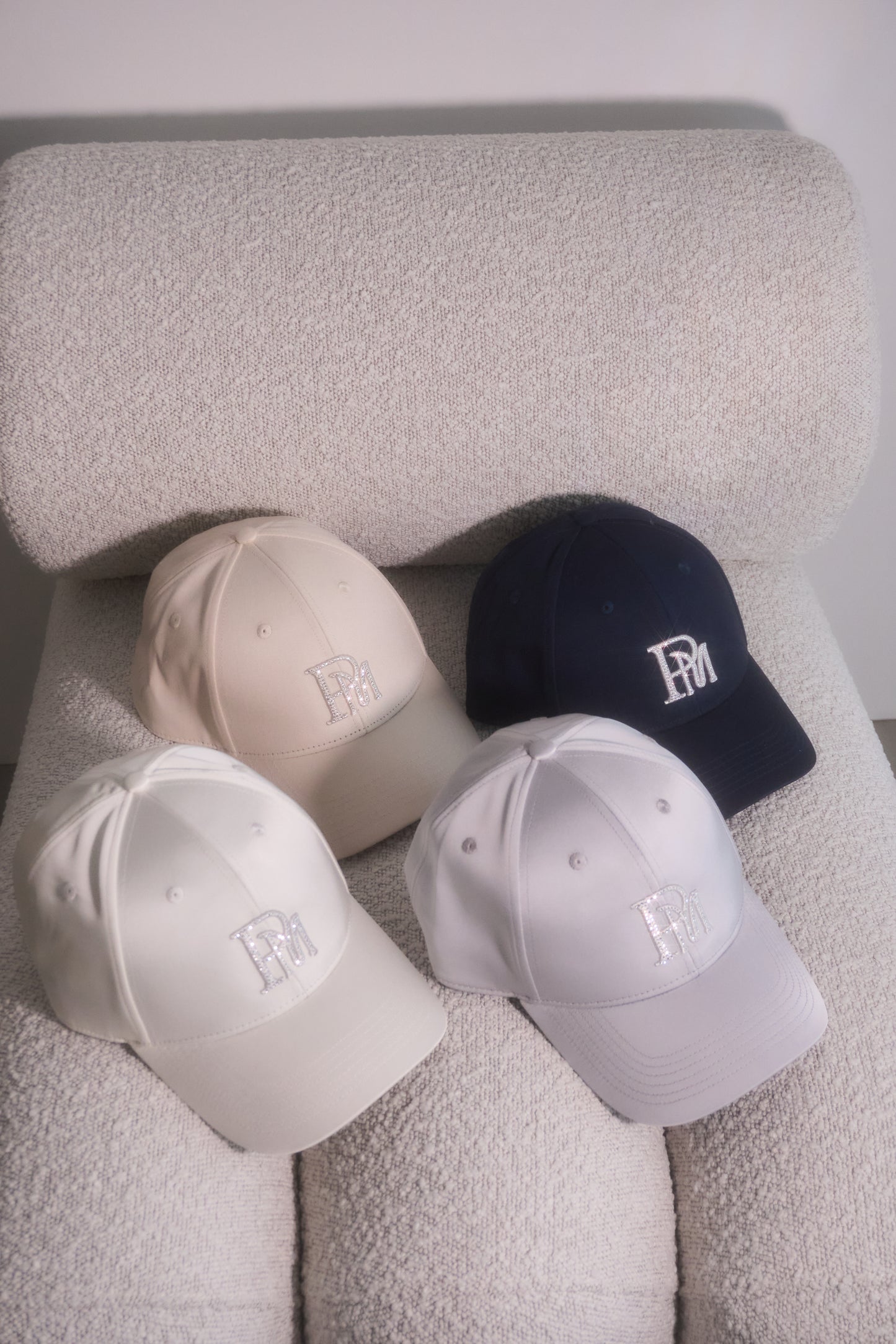 PM logo bijou cap