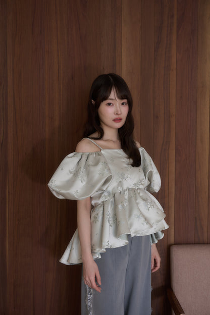 puff peplum variation tops