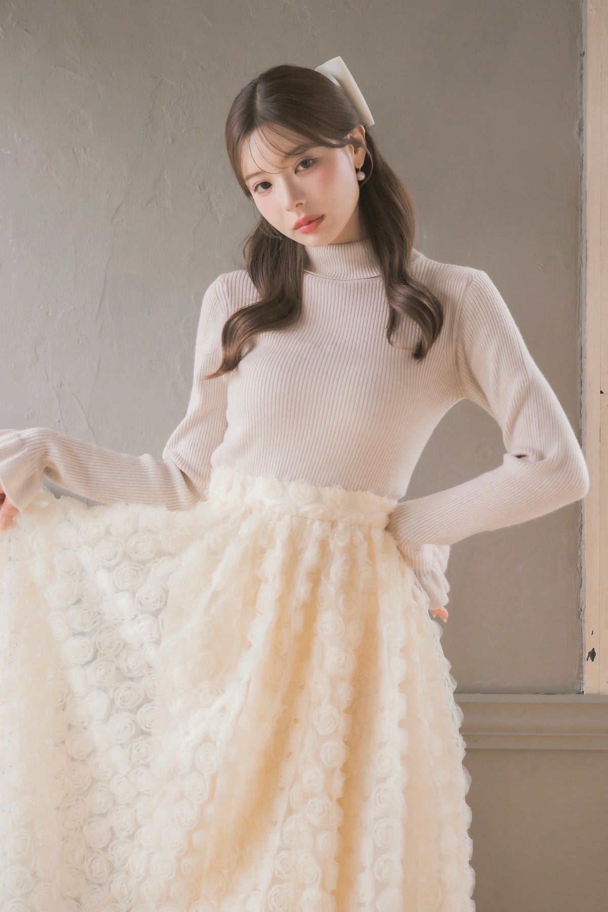 frill high-neck rib knit