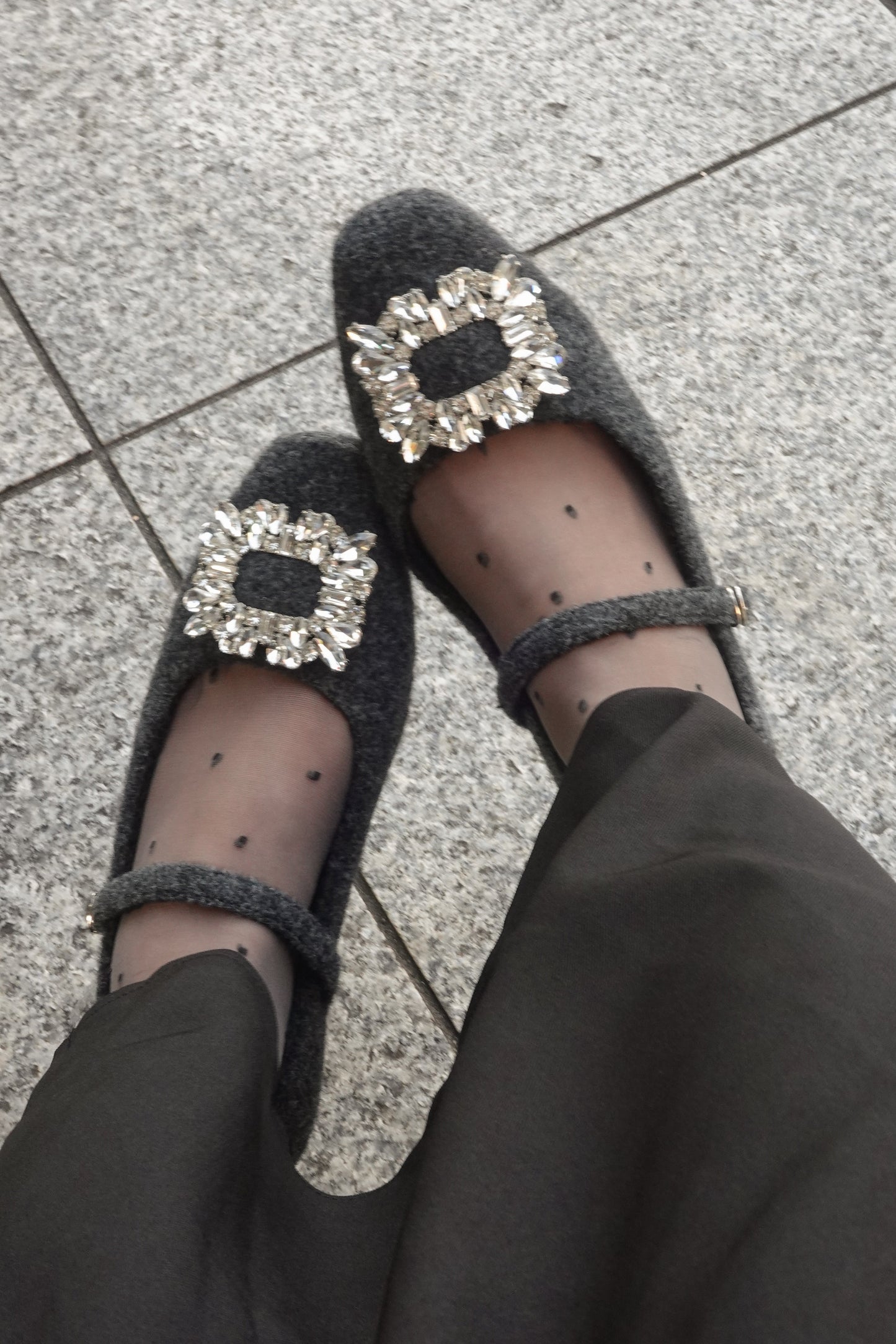 【再販売日 1月31日】bijou fluffy shoes