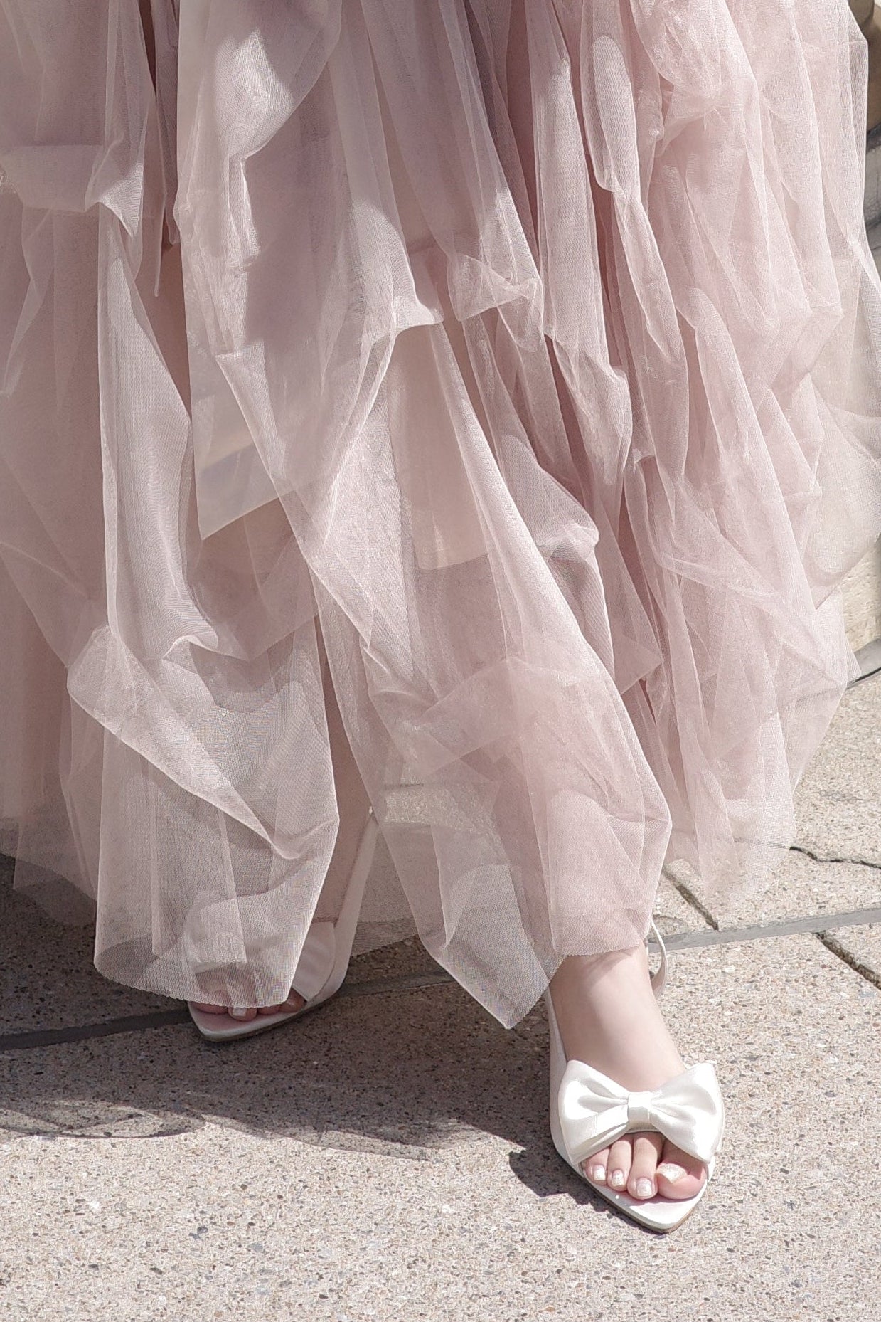 variation ribbon sandal