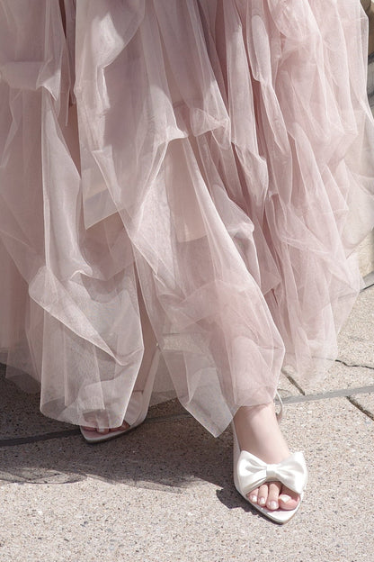 variation ribbon sandal