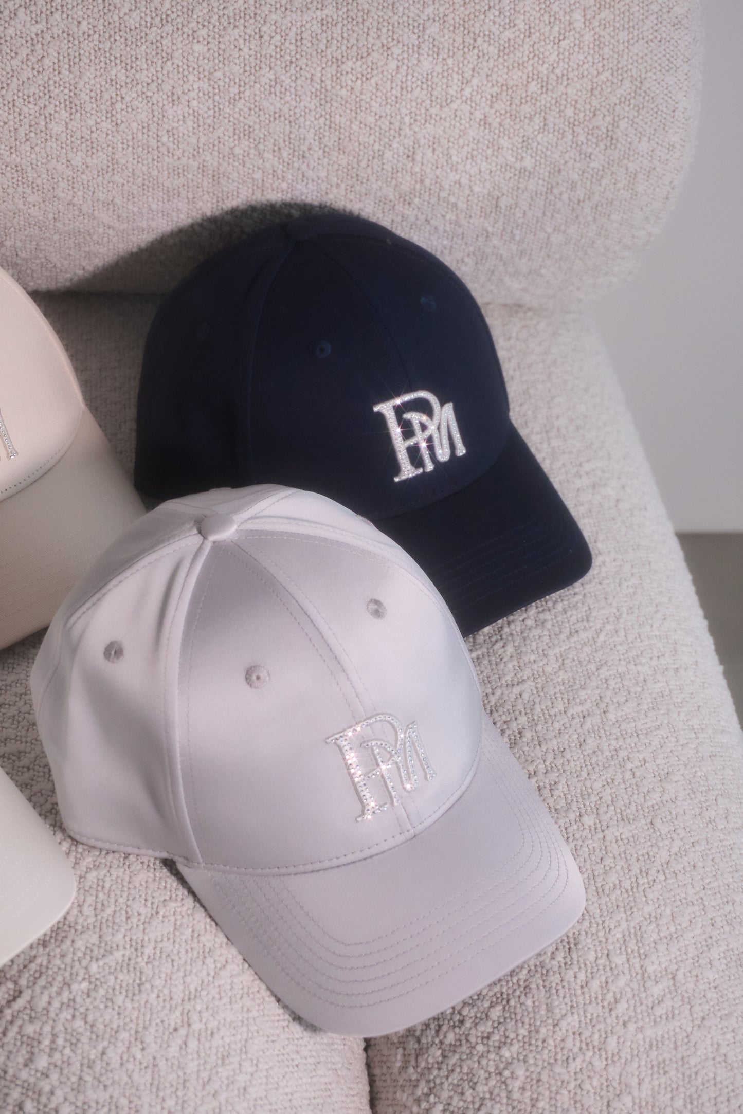 PM logo bijou cap