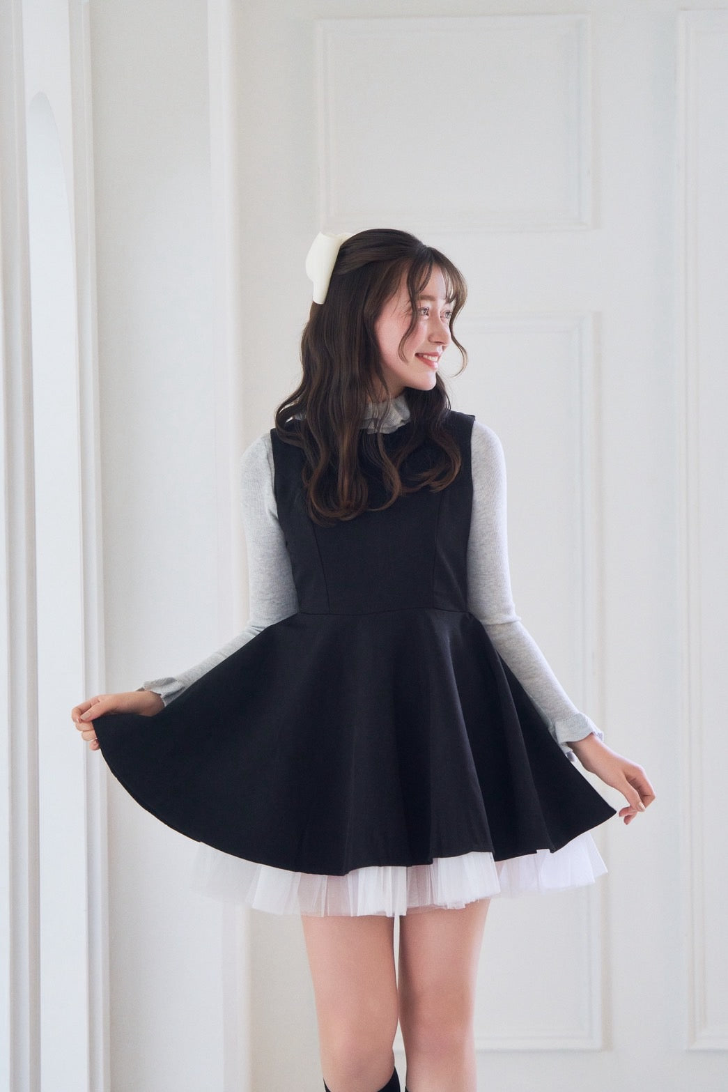 frill neck knit