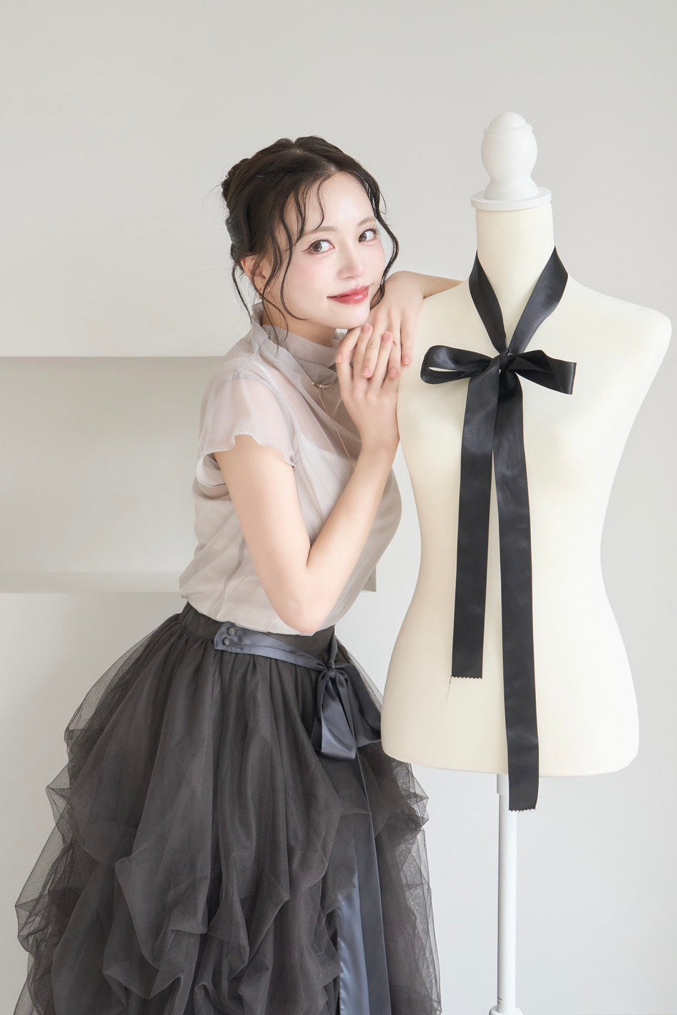 drape ribbon tulle skirt