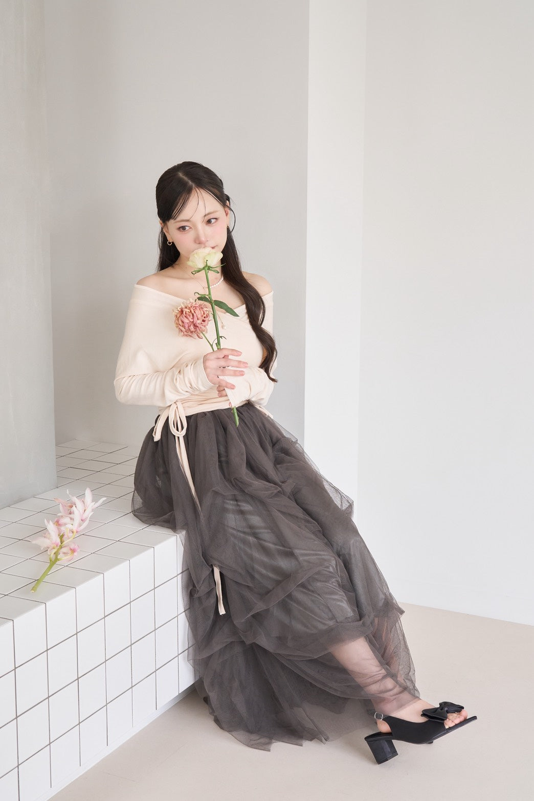 drape ribbon tulle skirt