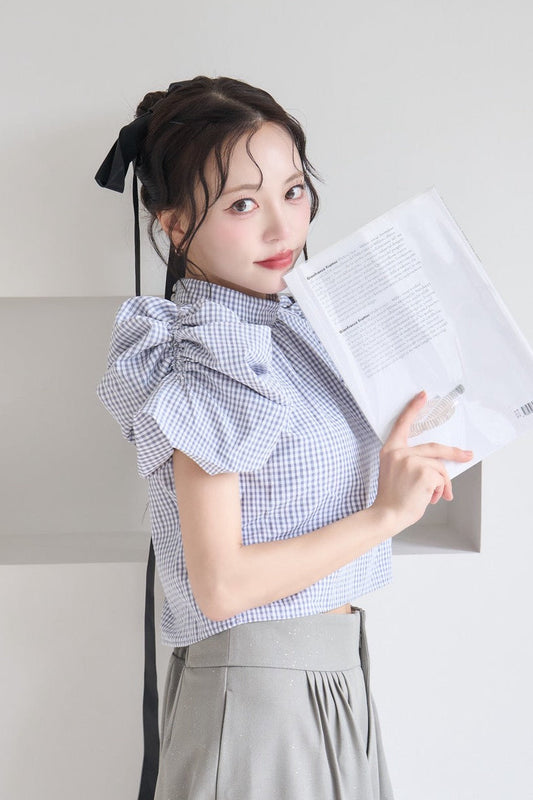 gingham puff sleeve blouse