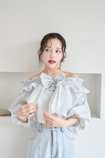 frill collar ribbon blouse