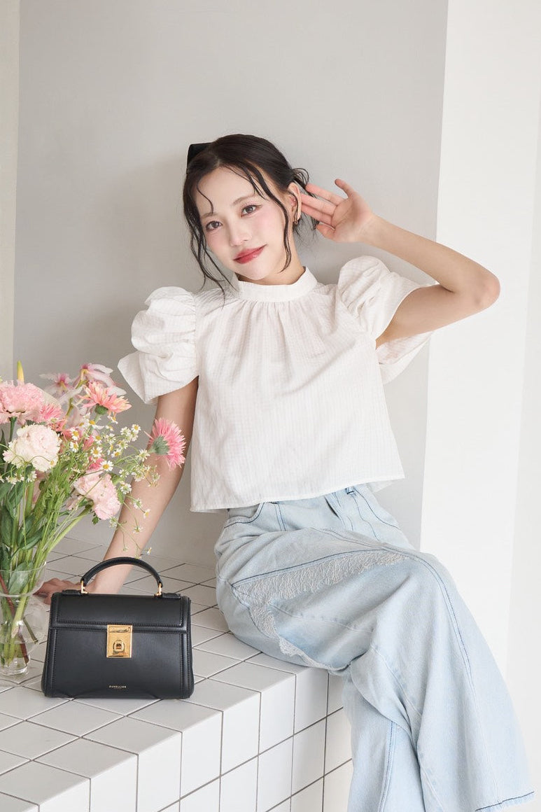 gingham puff sleeve blouse