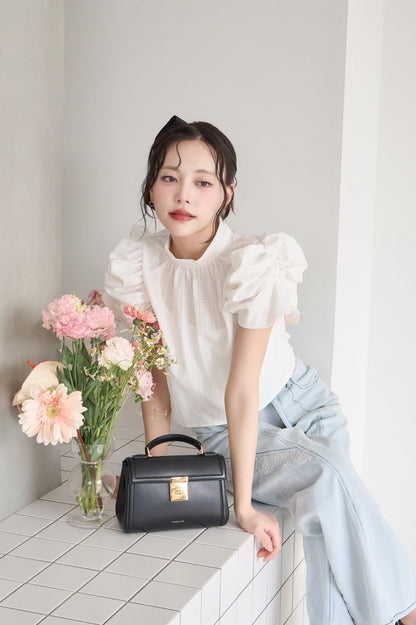 gingham puff sleeve blouse