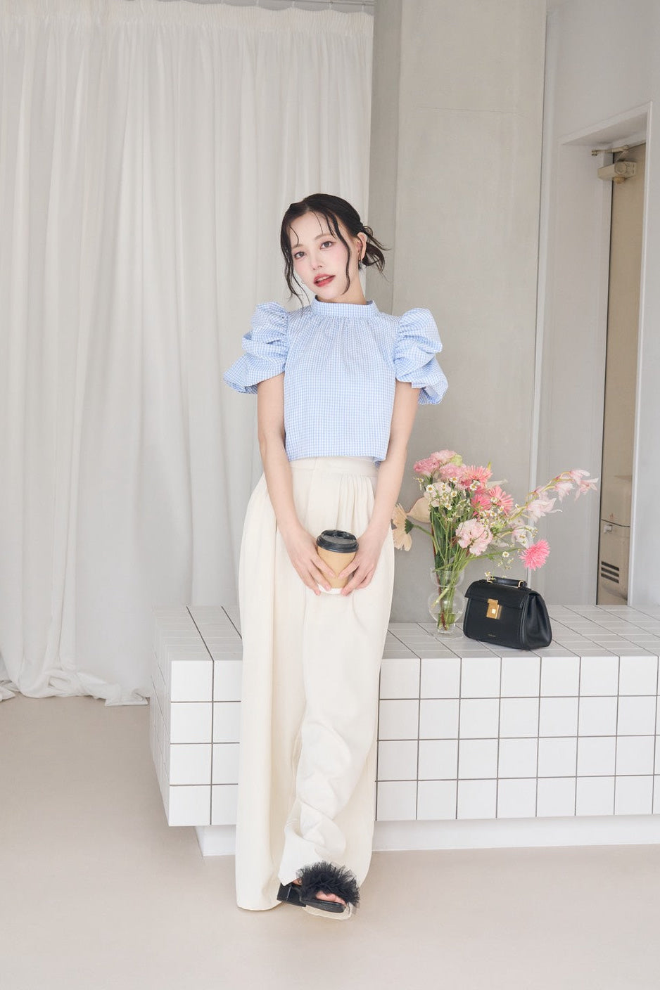 gingham puff sleeve blouse