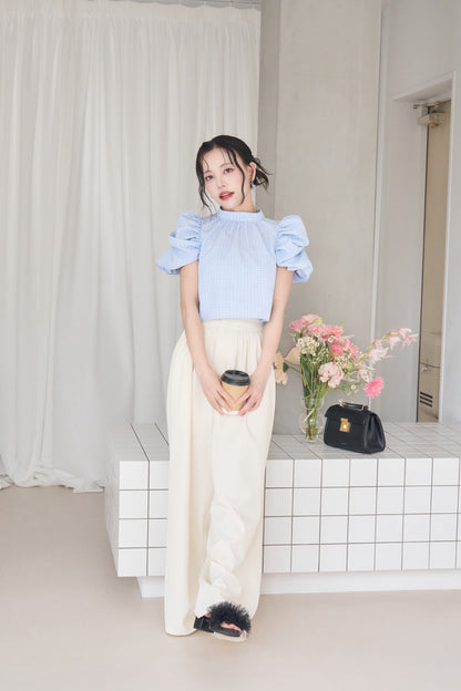 gingham puff sleeve blouse