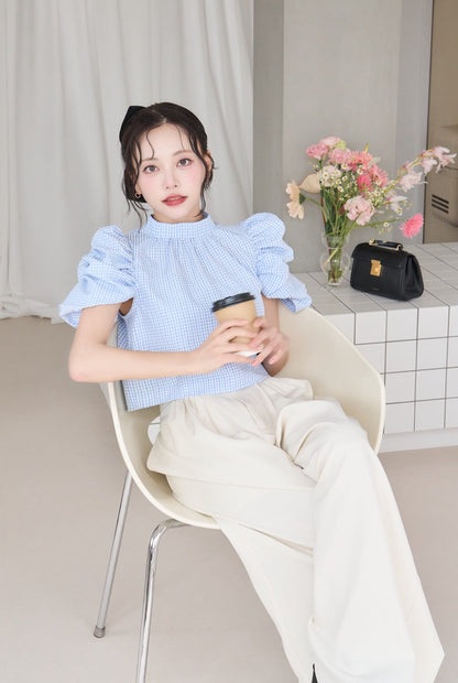 gingham puff sleeve blouse
