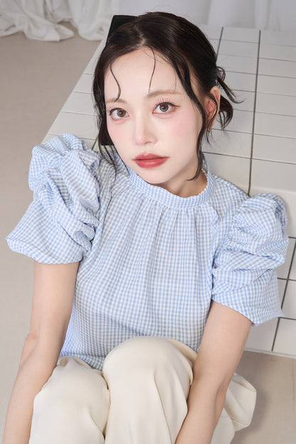 gingham puff sleeve blouse