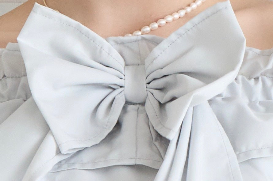 frill collar ribbon blouse