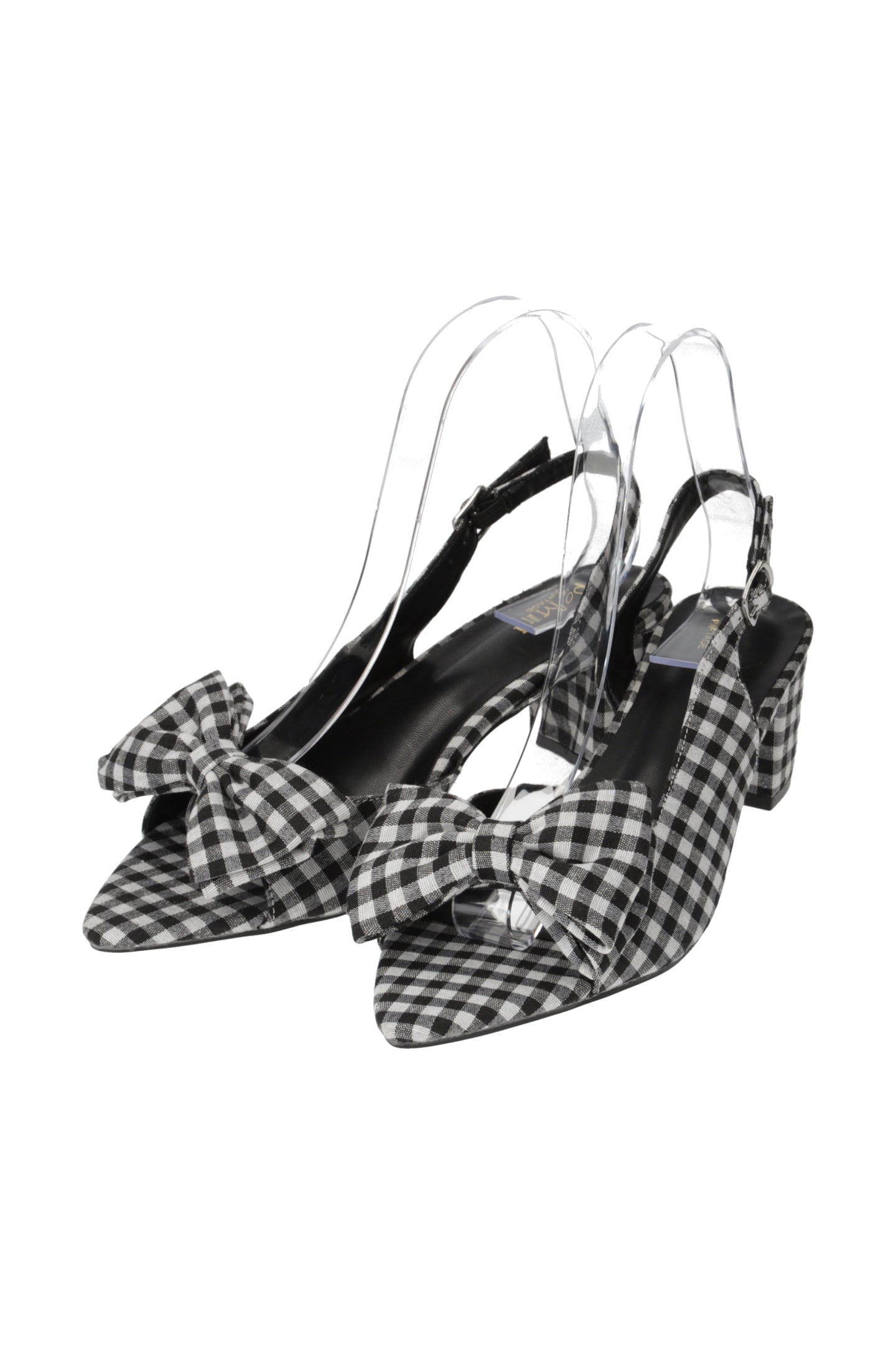 variation ribbon sandal